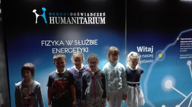 Humanitarium006